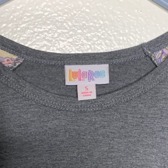 LulaRoe Tops - Picture 7 of 15